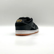 Load image into Gallery viewer, Nike SB Low Nontourage
