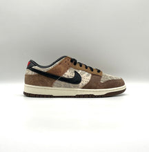 Load image into Gallery viewer, Nike Dunk Low Premium CO.JP Brown Snakeskin
