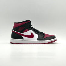 Load image into Gallery viewer, AJ1 Mid Bred Toe
