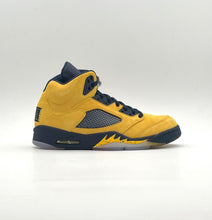 Load image into Gallery viewer, Air Jordan 5 Retro Michigan 2019
