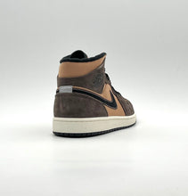 Load image into Gallery viewer, AJ1 Mid SE Dark Chocolate
