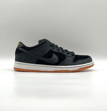 Load image into Gallery viewer, Nike SB Low Nontourage
