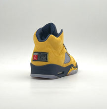 Load image into Gallery viewer, Air Jordan 5 Retro Michigan 2019
