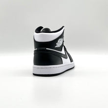 Load image into Gallery viewer, Jordan 1 Mid Panda (Women&#39;s)
