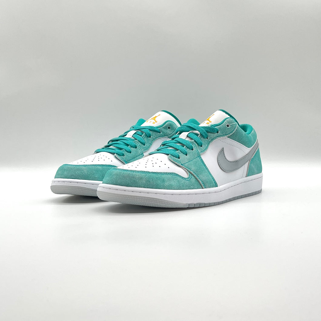 Jordan 1 Low SE New Emerald