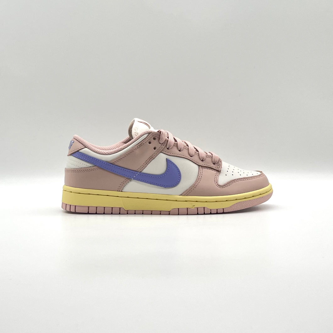 Nike Dunk Low Pink Oxford (W)