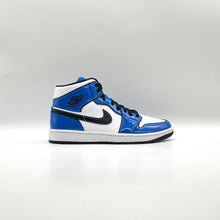 Load image into Gallery viewer, Jordan 1 Mid Signal Blue
