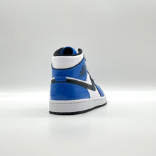 Load image into Gallery viewer, Jordan 1 Mid Signal Blue
