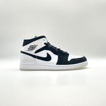 Load image into Gallery viewer, Jordan 1 Mid Diamond Shorts
