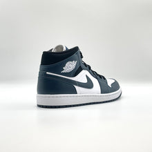 Load image into Gallery viewer, Jordan 1 Mid Armory Navy
