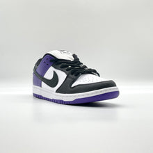 Load image into Gallery viewer, Nike SB Dunk Low Court Purple
