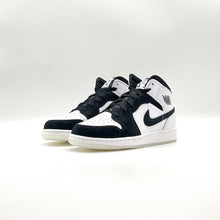 Load image into Gallery viewer, Jordan 1 Mid Diamond Shorts (GS)
