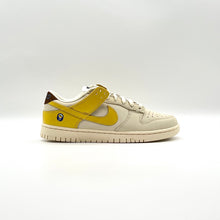 Load image into Gallery viewer, Nike Dunk Low LX Banana (W)
