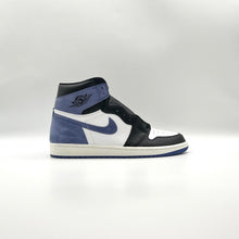 Load image into Gallery viewer, Jordan 1 Retro High Blue Moon
