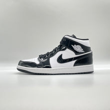 Load image into Gallery viewer, Jordan 1 Mid Carbon Fiber
