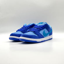 Load image into Gallery viewer, Nike SB Dunk Low Blue Raspberry
