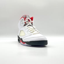 Load image into Gallery viewer, Jordan 5 Retro Fire Red Silver Tongue (2020)

