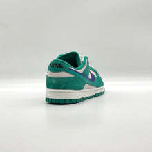 Load image into Gallery viewer, Nike Dunk Low SE 85 Neptune Green (W)
