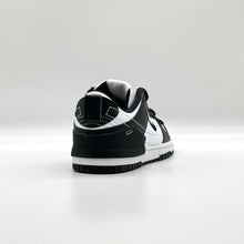 Load image into Gallery viewer, Nike Dunk Low Disrupt 2 Panda (W)
