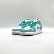 Load image into Gallery viewer, Jordan 1 Low New Emerald (GS)
