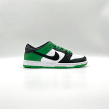 Load image into Gallery viewer, Nike SB Dunk Low Classic Green
