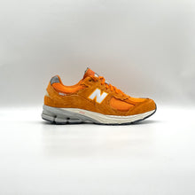 Load image into Gallery viewer, New Balance 2002R Protection Pack Vintage Orange
