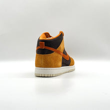 Load image into Gallery viewer, Nike Dunk High PRM Dark Russet
